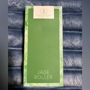 Sherrie Matthews Jade Roller